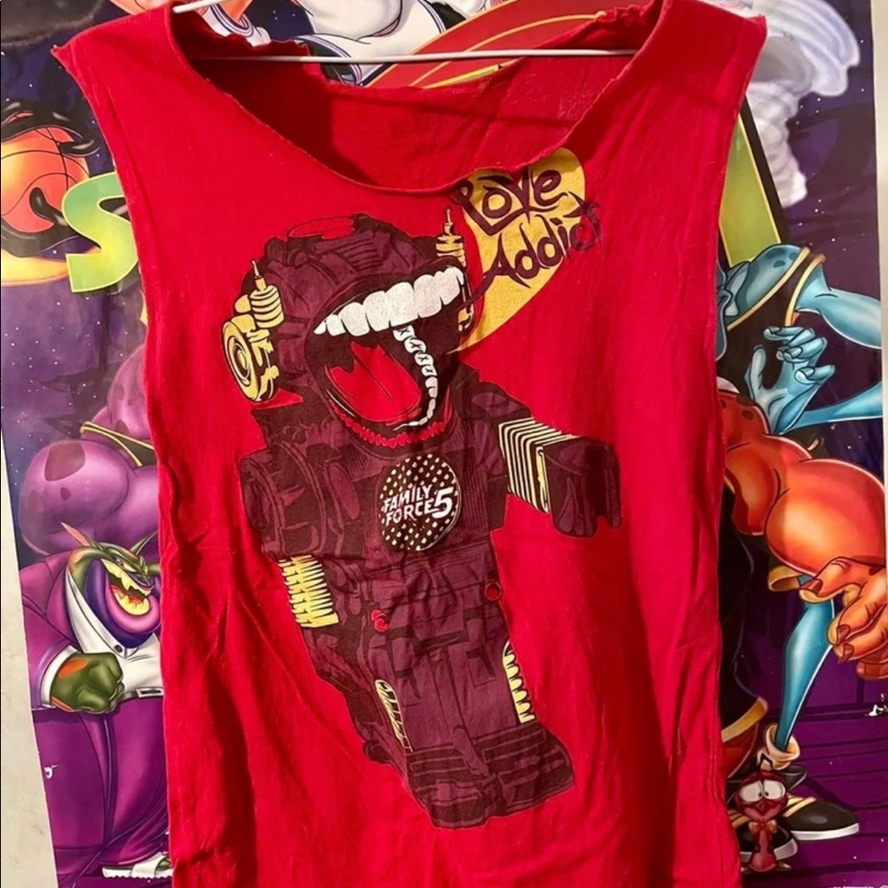 Family Force 5 Luv Addict tee tank